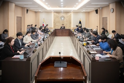 (사진1)남양주시의회, 현안사항 보고회 및 전체의원 간담회 개최.jpg