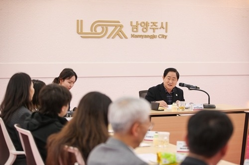 (0416)[행정지원과]남양주시, 미국 브레아시 청소년 홍보대사 위촉…양자 간 우호 협력 이어가(사진1).JPG