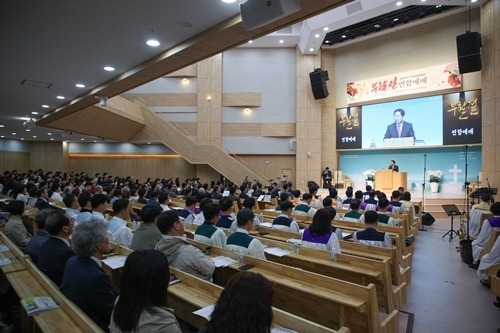 (0421)[문화관광과]주광덕 남양주시장, 부활절 연합감사예배 참석...부활의 기쁨과 나눔의 의미 되새겨(사진2).JPG