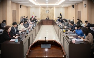 (사진1)남양주시의회, 현안사항 보고회 및 전체의원 간담회 개최.jpg width: 100%; height : 150px
