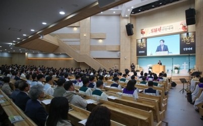 (0421)[문화관광과]주광덕 남양주시장, 부활절 연합감사예배 참석...부활의 기쁨과 나눔의 의미 되새겨(사진2).JPG width: 100%; height : 150px