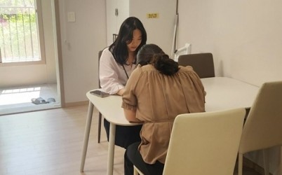 (0430)[치매건강과]남양주시정신건강복지센터, GH 입주민 대상 ‘찾아가는 정신건강상담’ 실시(사진).jpg width: 100%; height : 150px