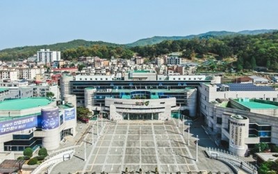 (0430)[도로건설과]남양주시, 퇴계원 도시계획도로 확장공사 준공(시청 전경).jpg