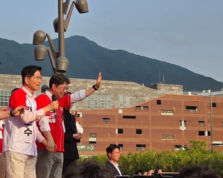 김문수와 이창근.jpg