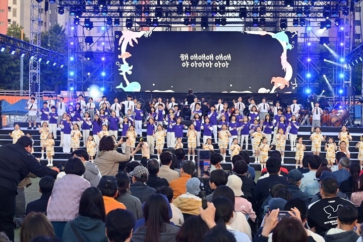 (사진5)2만4천명이 함께한 하남의 밤… ‘뮤직 人 The 하남’ 이틀간 감동의 무대.jpg