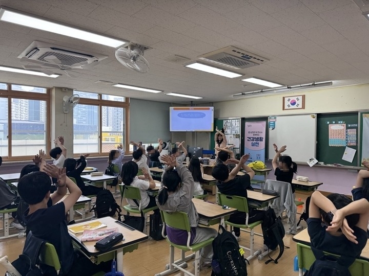 (0527)[남양주보건소]“건강습관, 어릴 때부터”…남양주보건소, 학교 방문 영양·절주 교육 운영(사진1).jpg