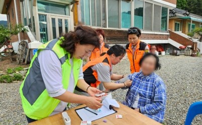 (0519)[수동면]남양주시 수동면, 독거 어르신 건강·안전 위한 맞춤형 돌봄 활동 펼쳐(사진2).jpg width: 100%; height : 150px