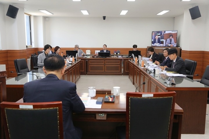 (사진1)남양주시의회, 남양주문화재단 대표이사 후보자 인사청문회 개최.jpg