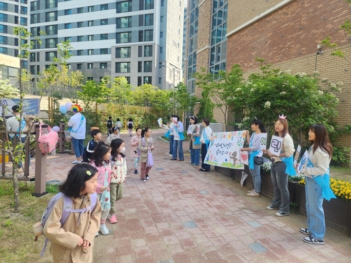 위례숲초어린이날_0502_3.jpg
