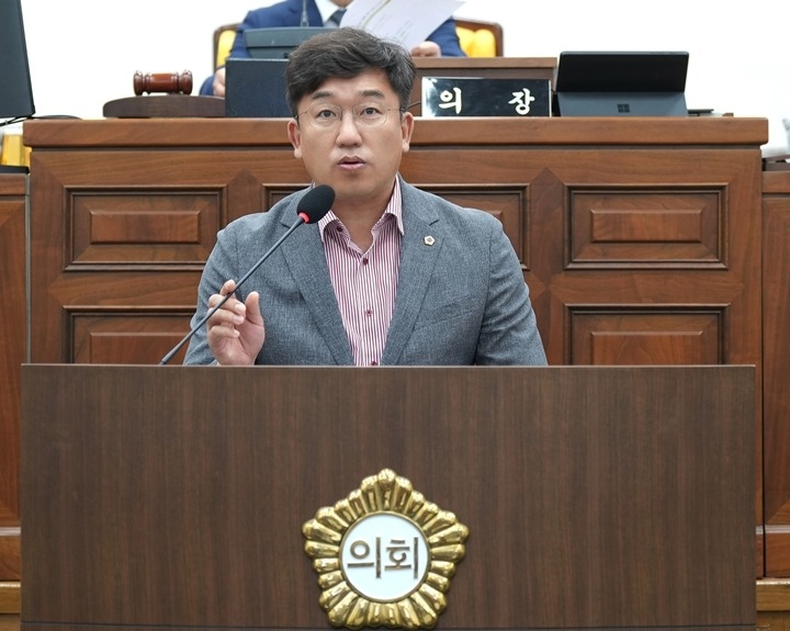 임희도 의원 5분발언 사진.jpg