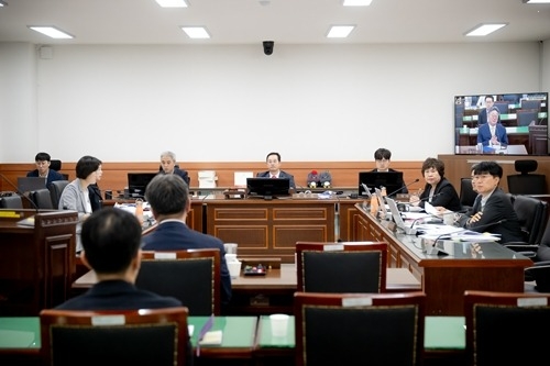 (사진1)남양주시의회, 남양주시정연구원장 후보자 인사청문회 개최.jpg