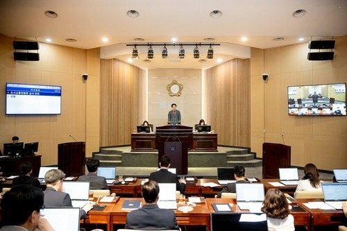 (사진1)남양주시의회, 제312회 제1차 정례회 폐회.jpg