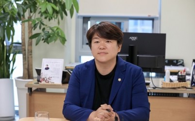 KakaoTalk_20250613_162727816.jpg width: 100%; height : 150px