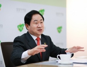 (0616)[대중교통과]“출퇴근길 불편 해소한다”…남양주시, 땡큐 30번과 33-1번 버스에 전세 차량 투입(사진1).jpg