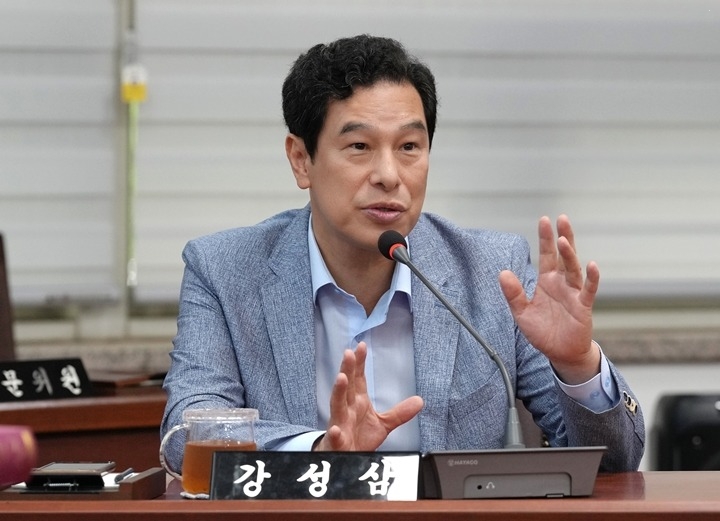 [사진자료] 강성삼 하남시의원, “화상민원 상담 전면 시행했지만 ‘전면 외면’…정책 실패 비판”.jpg
