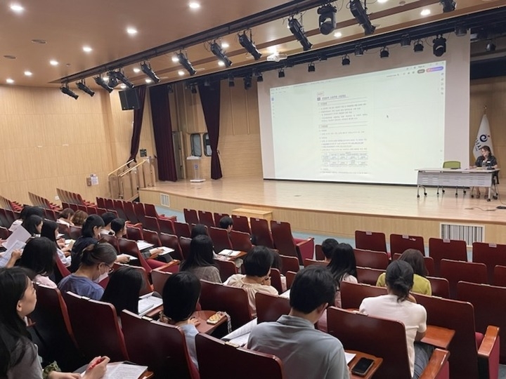 (사진)하남시, 민생회복 소비쿠폰 지급 앞두고 공무원 대상 사전 교육.jpg