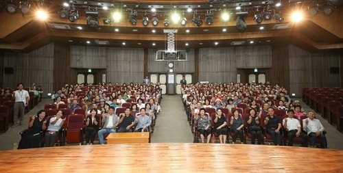 (0722)[복지정책과]남양주시, 지역사회보장협의체 위원 대상 교육 실시(단체사진).JPG