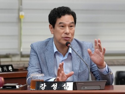 [사진자료] 강성삼 하남시의원, “화상민원 상담 전면 시행했지만 ‘전면 외면’…정책 실패 비판”.jpg