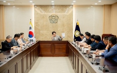 (사진1)조성대 남양주시의회 의장, 한국노총 임원진과 간담회 가져.jpg width: 100%; height : 150px