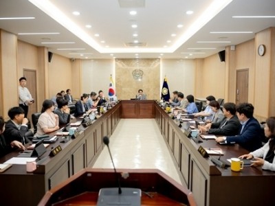 (사진1)남양주시의회, 현안사항 보고회 및 전체의원 간담회 개최.jpg