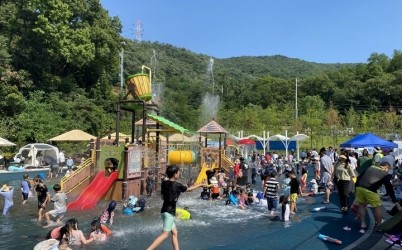 (사진2)하남시, 어린이 물놀이장 폭염대비 1시간 연장 운영.jpg width: 100%; height : 150px