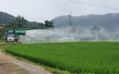 광주시, 드론·광역방제차 활용 벼 병해충 공동방제 실시 (2).jpg width: 100%; height : 150px
