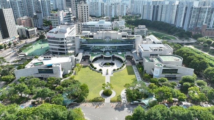 하남시청 전경(여름).jpg