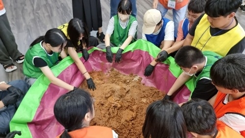 (0808)[복지정책과]남양주시 ‘2025 청소년봉사캠프’ 개최(사진2).jpg