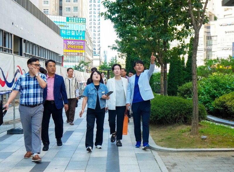 문화거리현장방문1.jpg