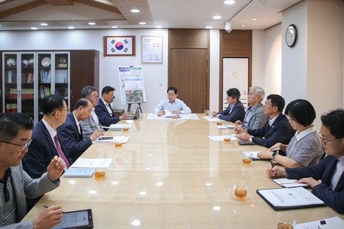 (0904)[정책기획과]남양주시, 산하기관과의 협력·소통을 위한 ‘티타임’ 개최(사진2).JPG