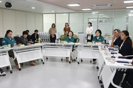 (사진2)남양주시의회 복지환경위원회, 2025년도 행정사무감사 대비 현장방문 실시.jpg