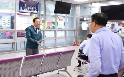 (사진1)이현재 하남시장, ‘안전한 추석 연휴’ 만드는 땀방울에 감사 전해 복사.jpg width: 100%; height : 150px