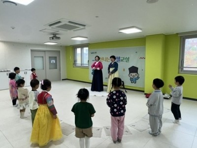 (1024)[보육정책과]남양주시, 영유아 대상 ‘신나는 예절교실’ 운영(사진).jpg