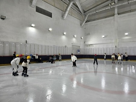 (1120)[체육과]남양주시, ‘2025 어린이 빙상 아카데미’ 성료…128명 참여, 만족도 99%(사진1).jpg