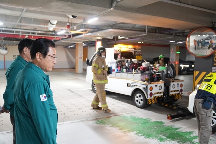 (사진2)“모니터 속 협치, 현장 안전으로”… 하남시, 화상회의 재난대응 ‘신기원’.jpg