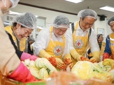 (1119)[복지정책과]대한적십자사봉사회 남양주시협의회와 ‘사랑의 김장 나눔 및 기부금 전달식’ 개최(사진2).JPG