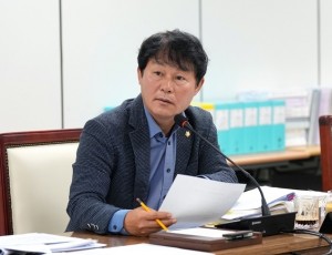 [보도자료사진1]하남시의회 정병용 부의장 관제 소개팅은 시대착오적 청년 예산 주거 일자리에 써야.jpg