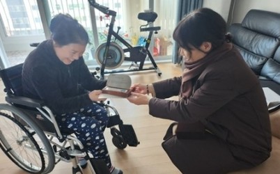 (1226)[복지행정과]남양주시, 2025년 병역명문가 62가문에 인증패 전달(사진).jpeg width: 100%; height : 150px