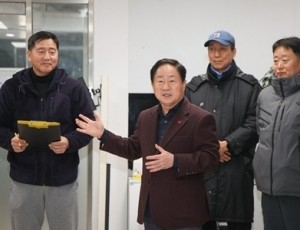 (0208)[청년담당관]남양주시, ‘2026 남양주 청년 테니스 클래스 1기 개강식’개최(사진1).jpg