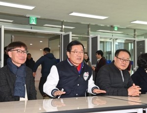 (사진1)“설레는 첫걸음, 안전한 등굣길”··· 하남시 교육지원청 한홀중 안전개교 준비 총력전.jpg