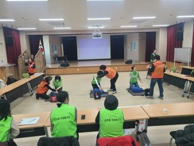 (0220)[다산2동]남양주시 다산2동 자원봉사단 2월 정기회의 개최…심폐소생술 교육 실시(사진).jpg