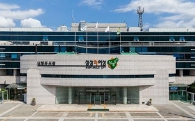 (0416)[장애인복지과]남양주시, ‘2026년 공공건축물 그린리모델링 2.0’ 신청…국·도비 23억 5,000만 원 확보 나선다(시청 전경).jpg width: 100%; height : 150px