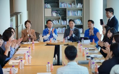 이광재사진 (2).jpg width: 100%; height : 150px