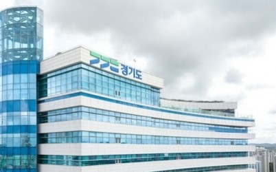 경기도청+전경(2)(37).jpg width: 100%; height : 150px