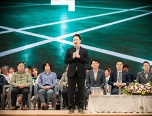 (사진1)남양주시의회, 제10회 남양주시협회장기 배드민턴 대회 참석.jpg
