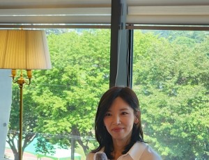 광주시, 올해의 한 책 선정 도서 ‘어른의 품위’ 최서영 작가와의 만남 개최 (3).jpg