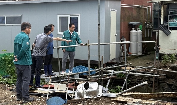 (사진1)이현재 하남시장 호우 피해 대응 위한 재해예찰 활동 나서.jpg