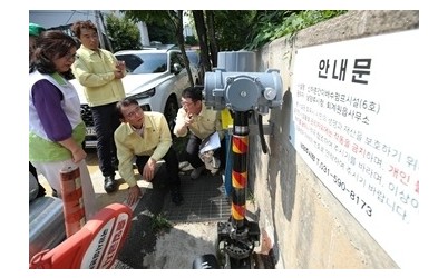 (0701)[시민안전관]최현덕 남양주시장, 취임 첫 현장 행보로 퇴계원 신하촌마을 점검(사진1).jpg width: 100%; height : 150px