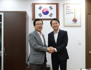 (0703)[홍보담당관]최현덕 남양주시장·이현재 하남시장, 공동 현안 해결 머리 맞대(사진1).jpg