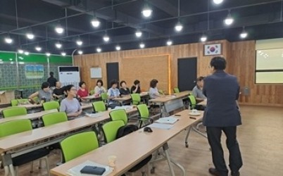 20260710_마을공동체2차시강의3.jpg width: 100%; height : 150px